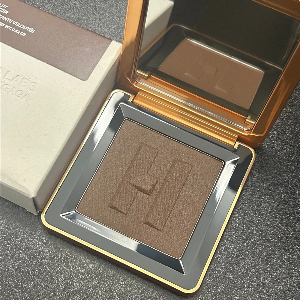 Haus Labs Velvet Bronzer - Deep Level 10